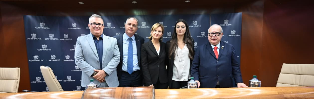 Lavoro: Orsini firma la ‘Carta di Lorenzo’ per la sicurezza. Impegno delle imprese nella prevenzione degli infortuni